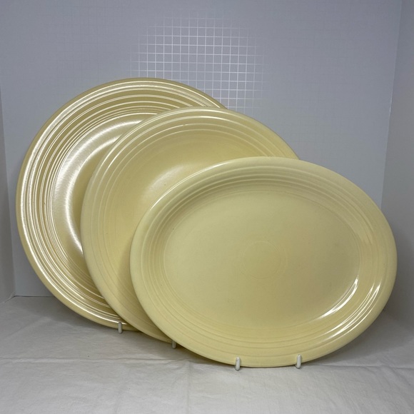 Vintage Fiesta 12” Oval Platter - Ivory - Picture 4 of 4